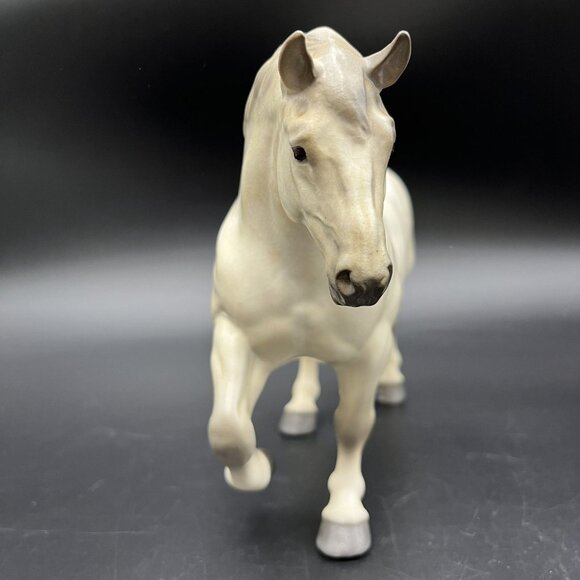 Hagen Renaker DW Percheron Draft Crusader Ceramic Horse Figurine Old Monrovia - Picture 3 of 15